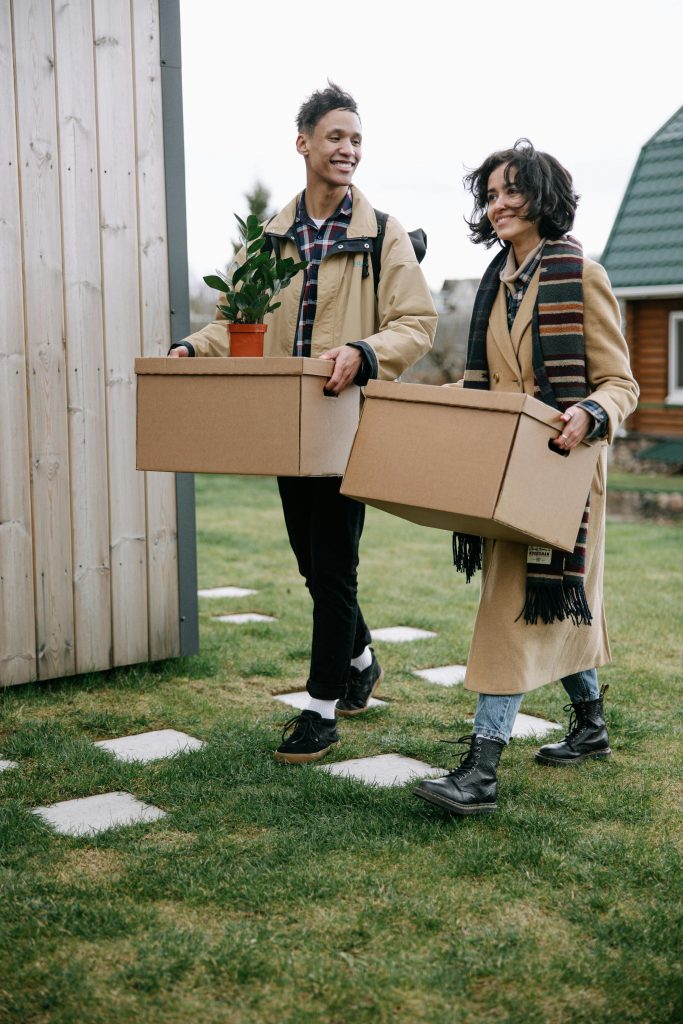 cómo organizar una mudanza en una urbanización