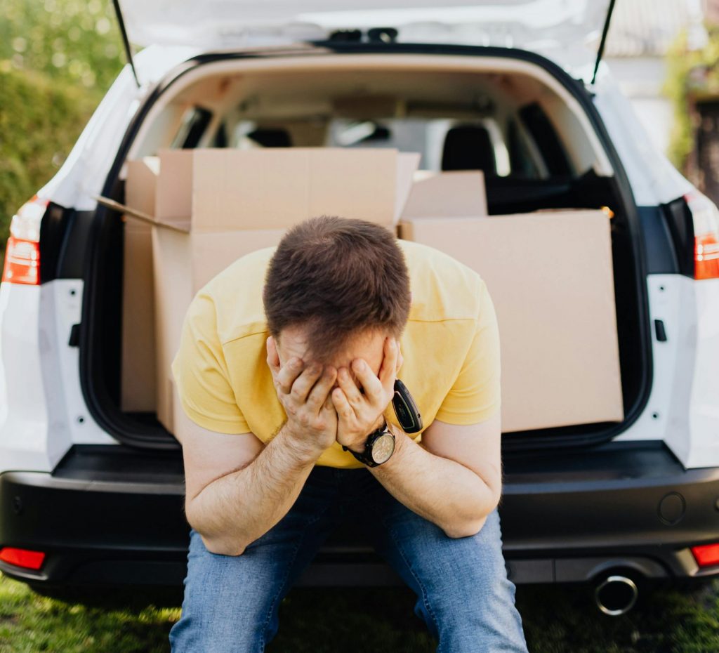 la comunidad puede prohibir una mudanza